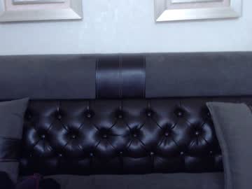 يمارسو السحاق قبل الخروج من المنزل