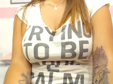 سكس محجبات مترجم نادية علي المحجبة تتناك من جارها الامريكي