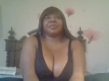 الميكانيكي ينيك الزبونة في الورشة نيك حقيقي تصوير سري