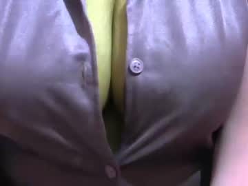 نيكوليت شيا ملاك المتعة الجنسية