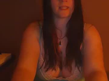 ألورا جينسون وكارين فيشر يتناكون من المراهق الفحل