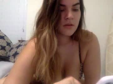 أنا وخطيبتي وعاملة المساج الشرموطة سكس أجنبي مترجم